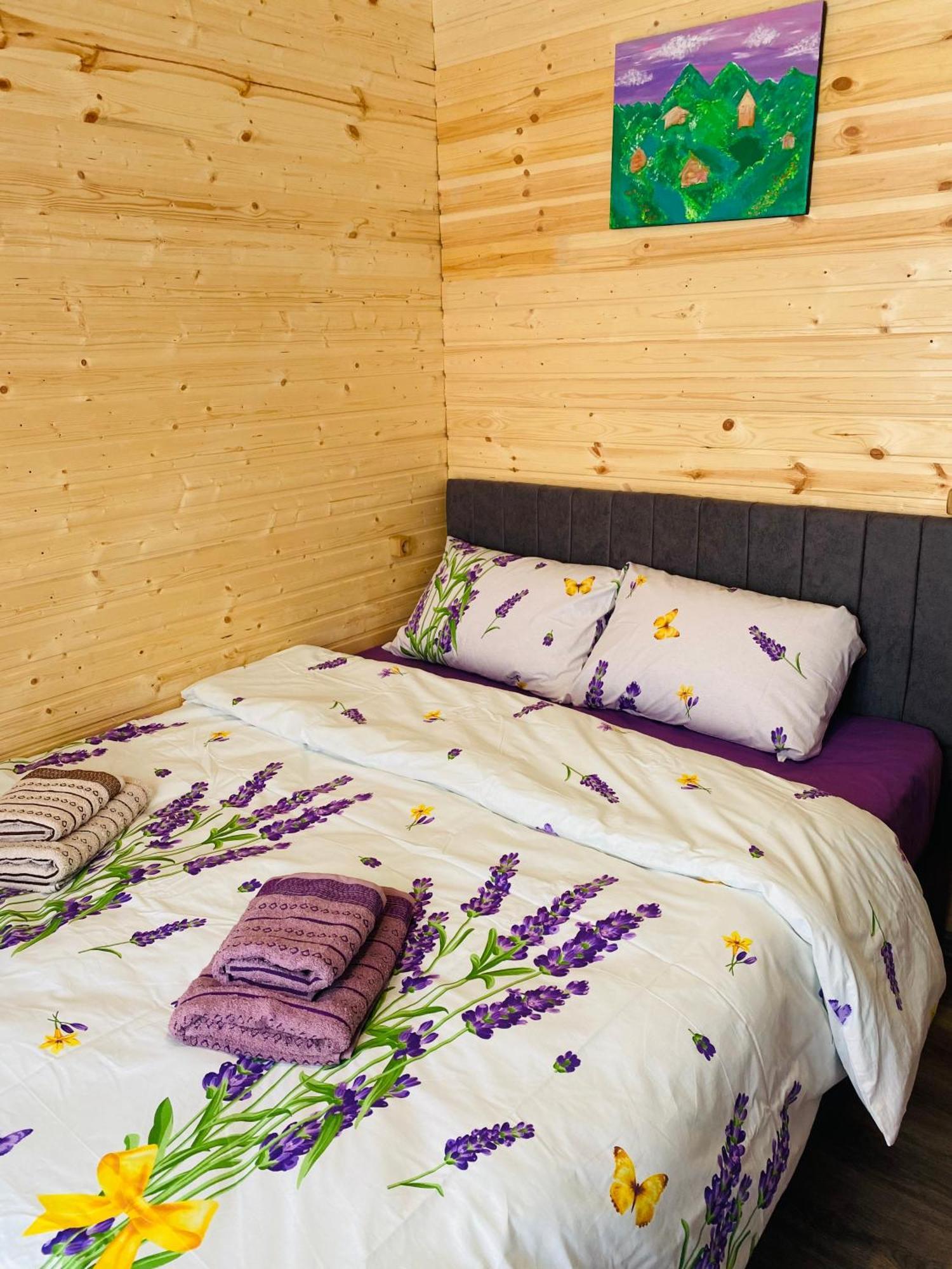 Guesthouse Nene เมสเตีย ภายนอก รูปภาพ